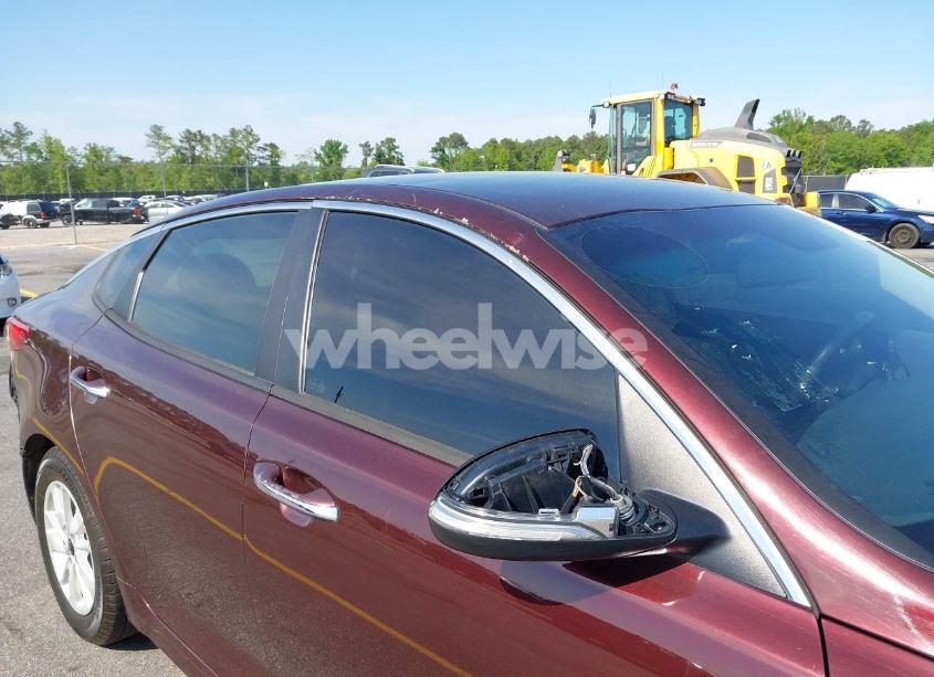 Photo 18 of 2018 Kia Optima LX (VIN 5XXGT4L30JG250681)