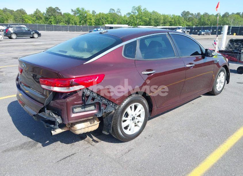 Photo 4 of 2018 Kia Optima LX (VIN 5XXGT4L30JG250681)