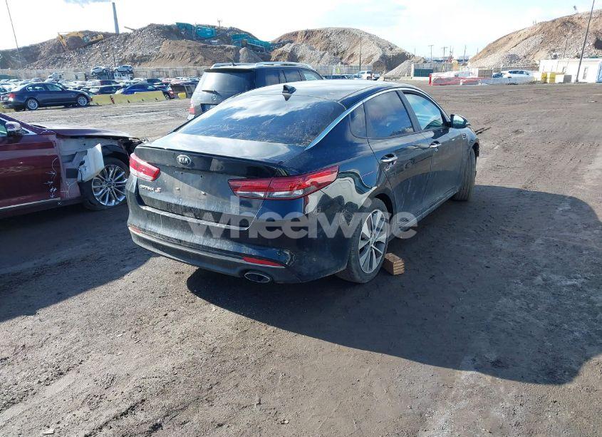 Photo 4 of 2018 Kia Optima S (VIN 5XXGT4L30JG253032)