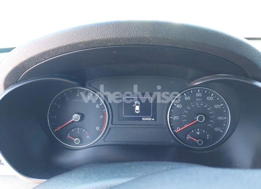 Photo 7 of 2018 Kia Optima LX (VIN 5XXGT4L30JG259719)