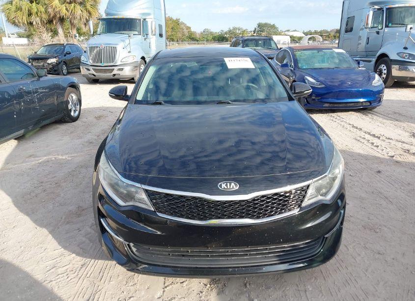 Photo 12 of 2018 Kia Optima LX (VIN 5XXGT4L30JG267030)