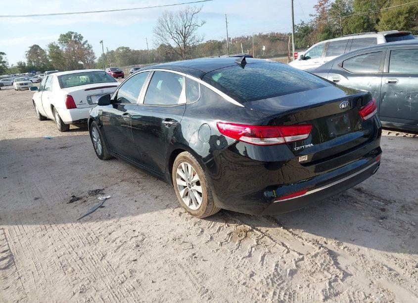 Photo 3 of 2018 Kia Optima LX (VIN 5XXGT4L30JG267030)