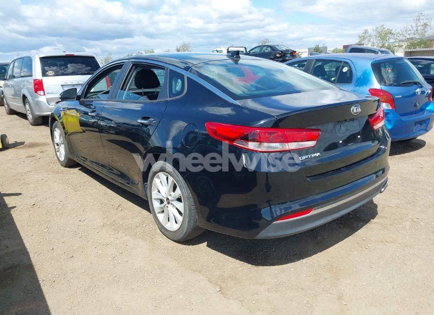 Photo 3 of 2018 Kia Optima LX (VIN 5XXGT4L30JG269859)