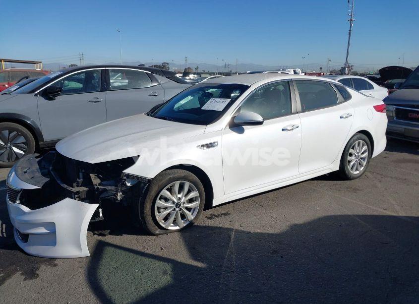Photo 15 of 2018 Kia Optima LX (VIN 5XXGT4L30JG271255)