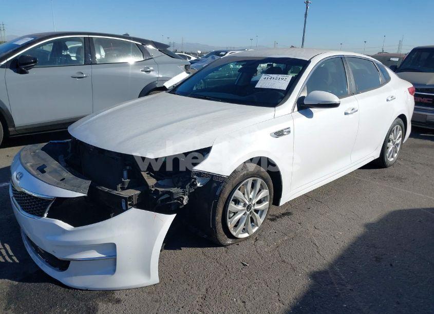 Photo 2 of 2018 Kia Optima LX (VIN 5XXGT4L30JG271255)