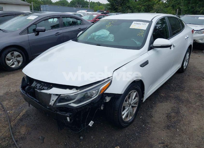 Photo 6 of 2019 Kia Optima LX (VIN 5XXGT4L30KG281916)