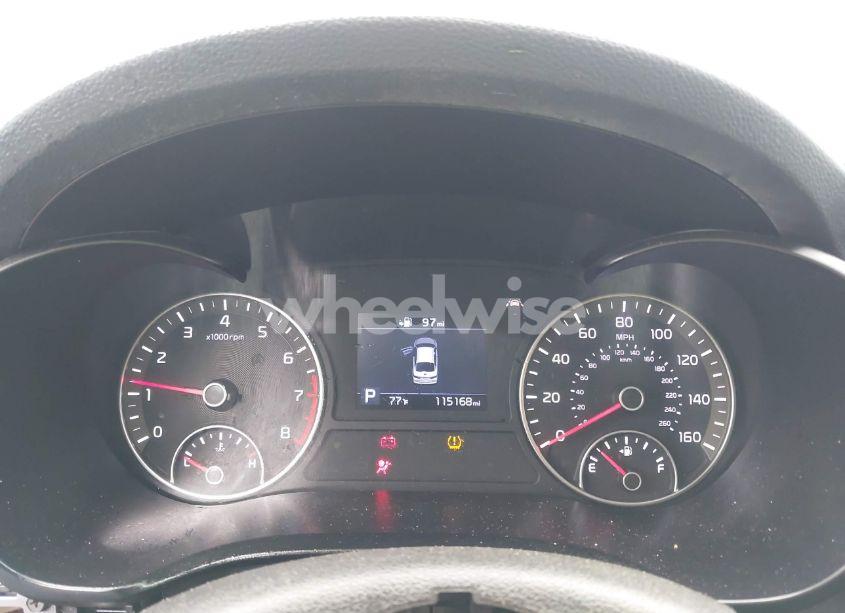 Photo 7 of 2019 Kia Optima LX (VIN 5XXGT4L30KG281916)