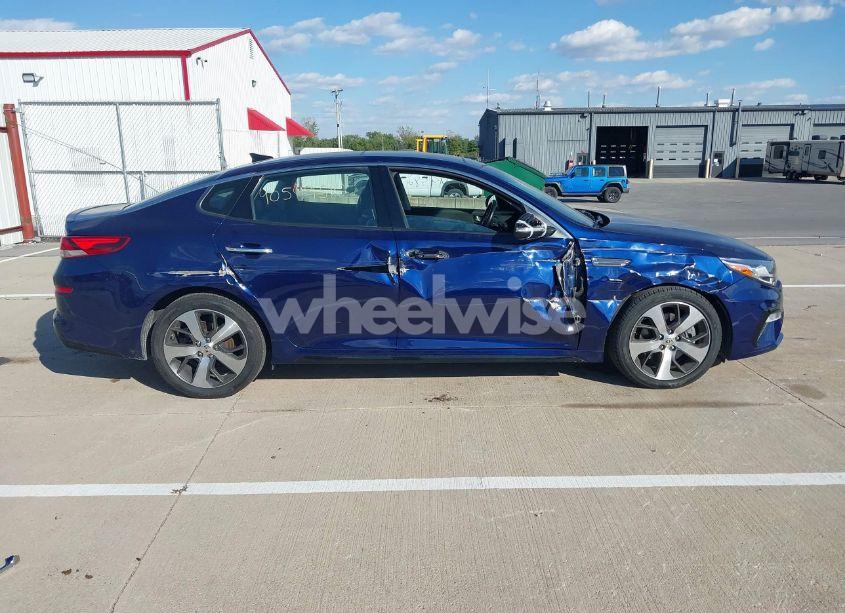 Photo 14 of 2019 Kia Optima S (VIN 5XXGT4L30KG283780)