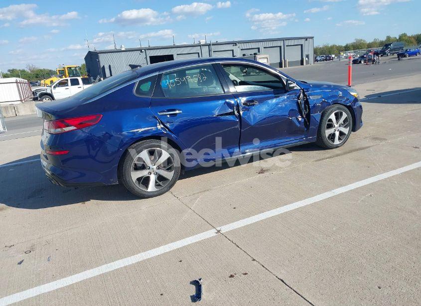 Photo 4 of 2019 Kia Optima S (VIN 5XXGT4L30KG283780)