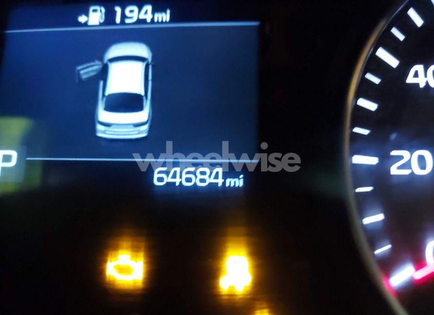 Photo 16 of 2019 Kia Optima LX (VIN 5XXGT4L30KG290244)