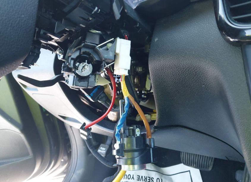 Photo 6 of 2019 Kia Optima LX (VIN 5XXGT4L30KG299378)