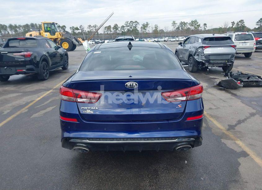 Photo 16 of 2019 Kia Optima S (VIN 5XXGT4L30KG302036)