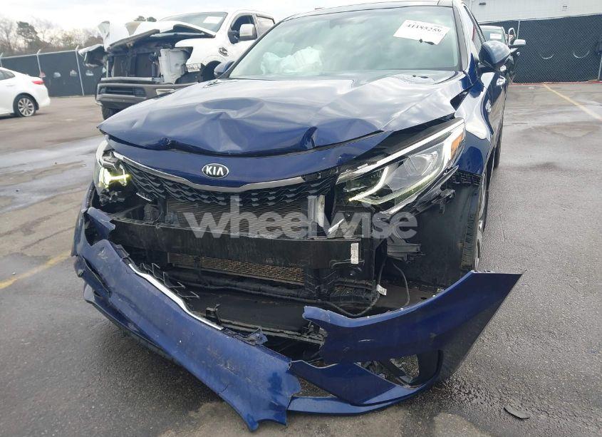 Photo 6 of 2019 Kia Optima S (VIN 5XXGT4L30KG302036)