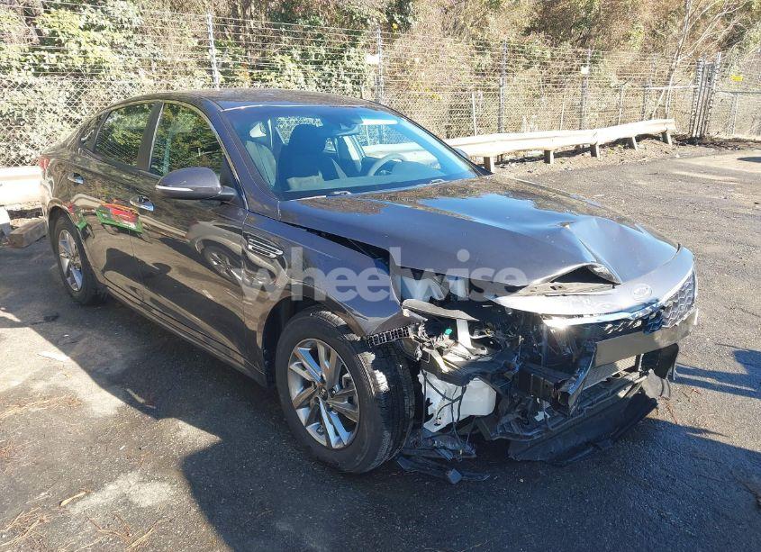 2019 Kia Optima LX (VIN 5XXGT4L30KG308497) main photo
