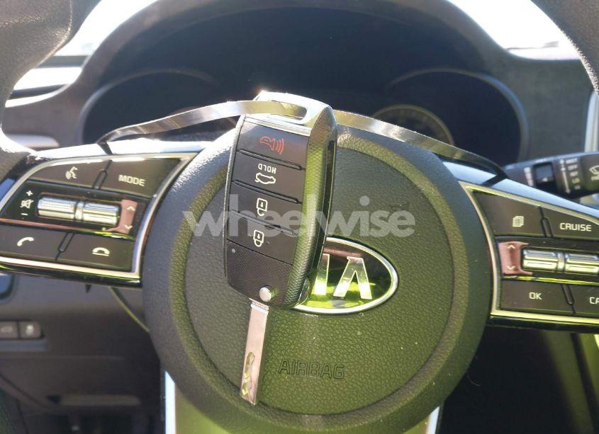 Photo 11 of 2019 Kia Optima LX (VIN 5XXGT4L30KG308497)