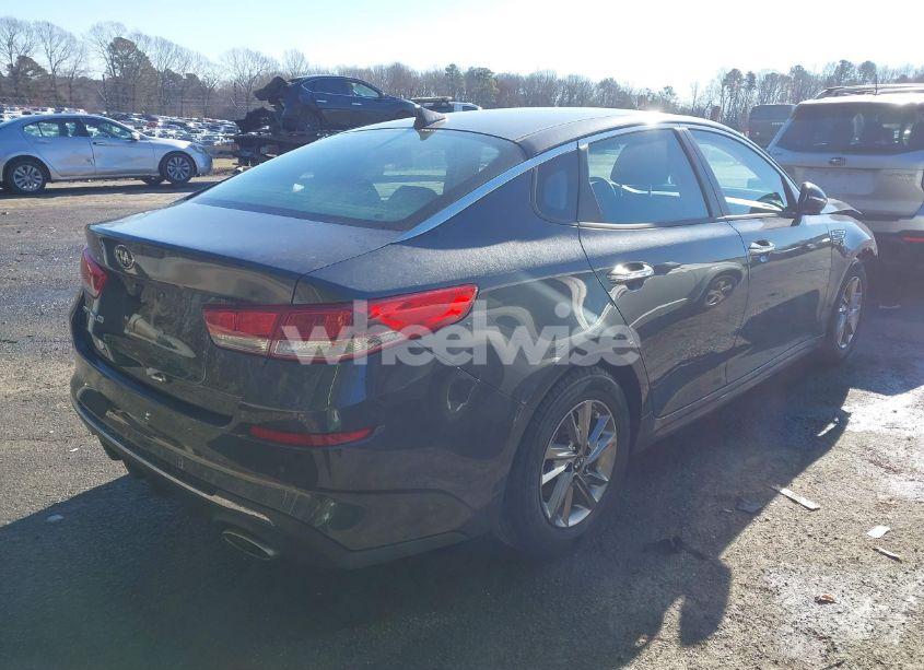 Photo 4 of 2019 Kia Optima LX (VIN 5XXGT4L30KG308497)