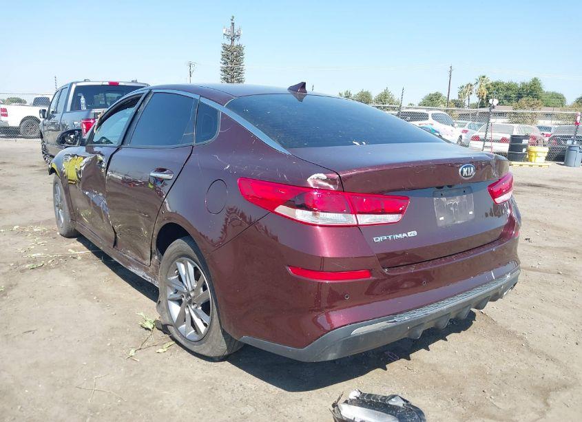 Photo 3 of 2019 Kia Optima LX (VIN 5XXGT4L30KG309262)