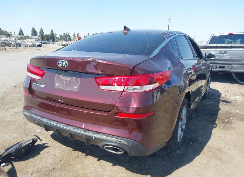 Photo 4 of 2019 Kia Optima LX (VIN 5XXGT4L30KG309262)