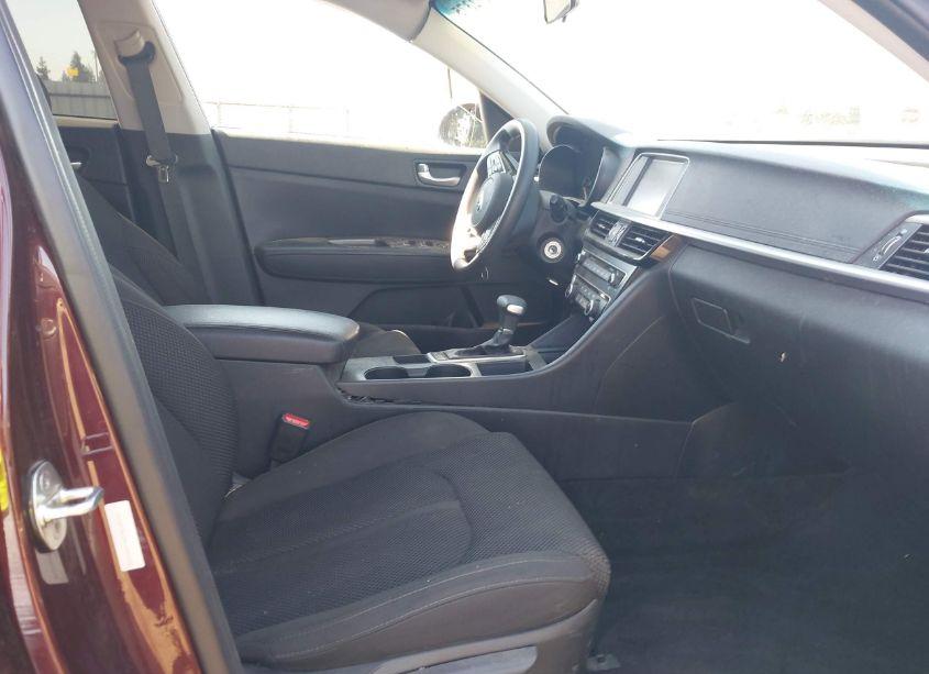 Photo 5 of 2019 Kia Optima LX (VIN 5XXGT4L30KG309262)