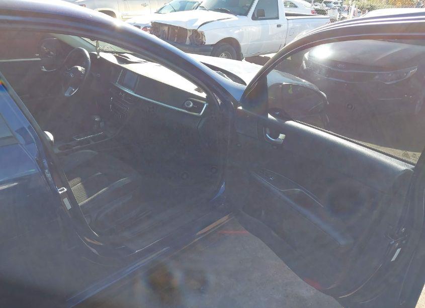 Photo 5 of 2019 Kia Optima S (VIN 5XXGT4L30KG328071)