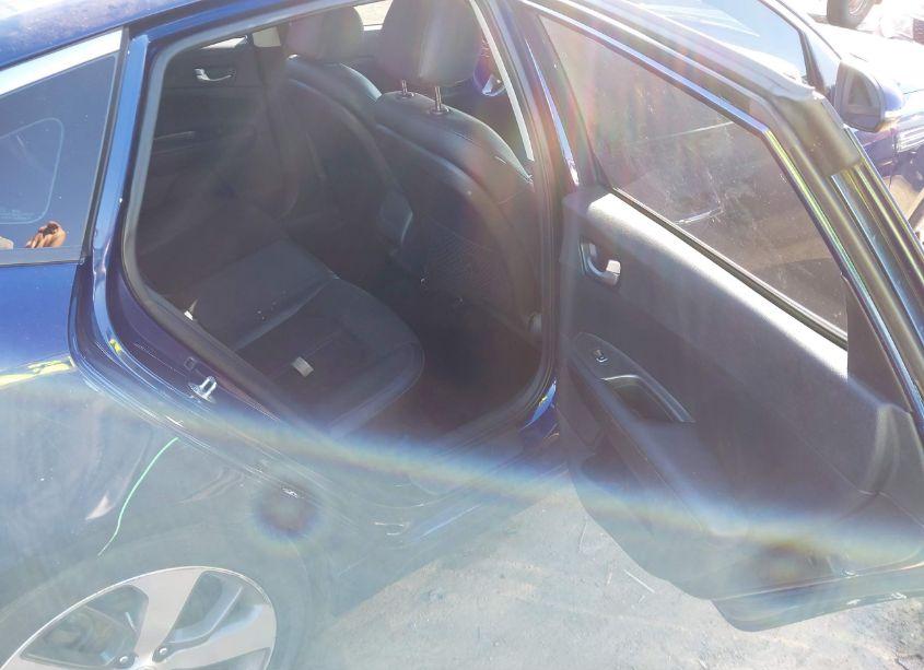 Photo 8 of 2019 Kia Optima S (VIN 5XXGT4L30KG328071)