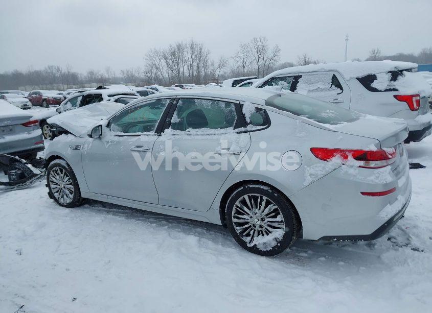 Photo 15 of 2019 Kia Optima LX (VIN 5XXGT4L30KG328569)