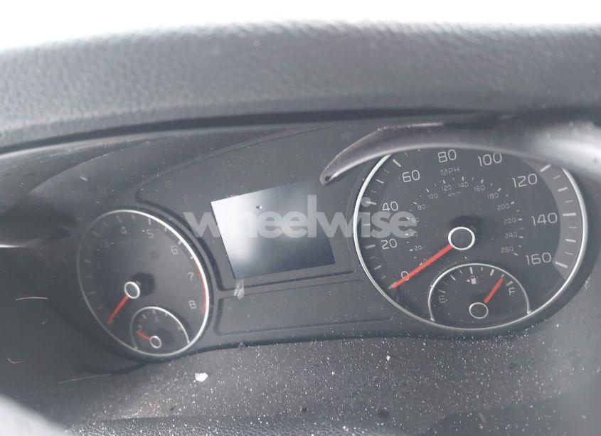 Photo 7 of 2019 Kia Optima LX (VIN 5XXGT4L30KG328569)