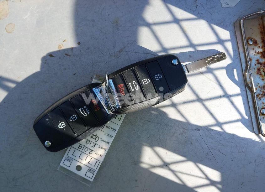 Photo 11 of 2019 Kia Optima LX (VIN 5XXGT4L30KG344626)