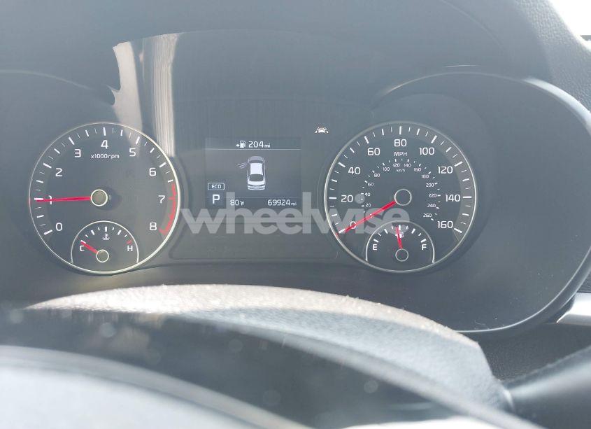 Photo 15 of 2019 Kia Optima LX (VIN 5XXGT4L30KG348112)