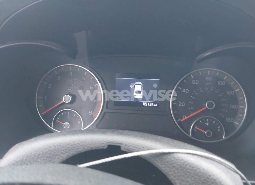 Photo 7 of 2019 Kia Optima LX (VIN 5XXGT4L30KG350958)