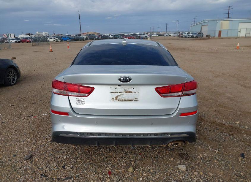 Photo 16 of 2019 Kia Optima LX (VIN 5XXGT4L30KG376038)