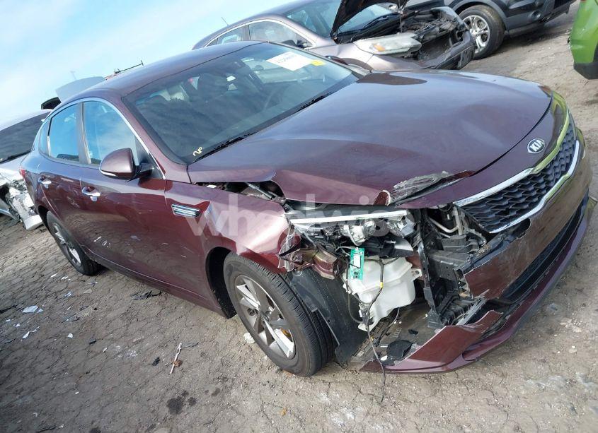 2020 Kia Optima LX (VIN 5XXGT4L30LG385890) main photo