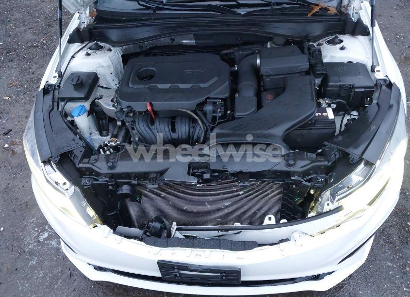 Photo 10 of 2020 Kia Optima LX (VIN 5XXGT4L30LG407841)