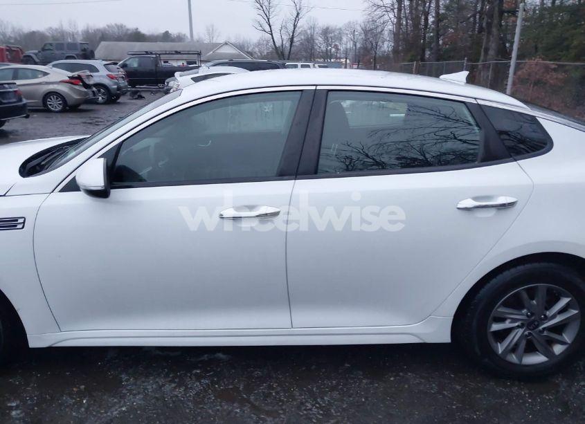 Photo 14 of 2020 Kia Optima LX (VIN 5XXGT4L30LG407841)