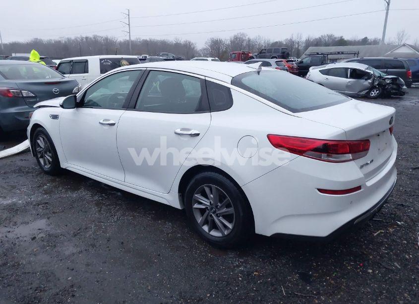 Photo 3 of 2020 Kia Optima LX (VIN 5XXGT4L30LG407841)