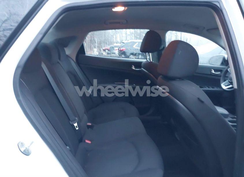 Photo 8 of 2020 Kia Optima LX (VIN 5XXGT4L30LG407841)