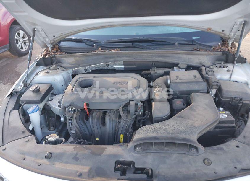 Photo 10 of 2020 Kia Optima LX (VIN 5XXGT4L30LG419780)