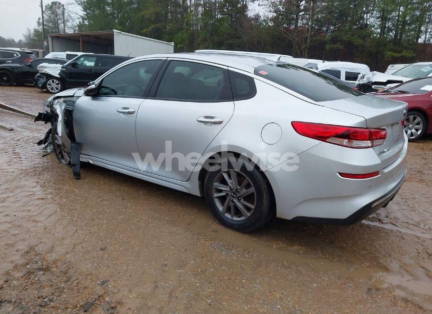 Photo 3 of 2020 Kia Optima LX (VIN 5XXGT4L30LG419780)