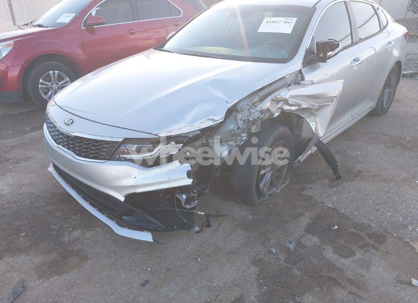 Photo 6 of 2020 Kia Optima LX (VIN 5XXGT4L30LG419780)