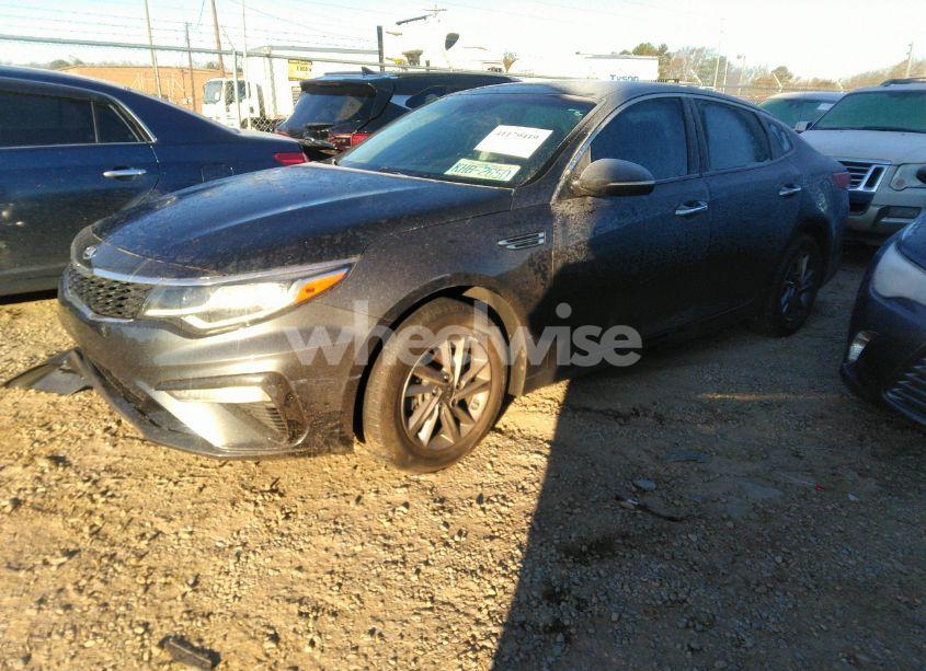 Photo 2 of 2020 Kia Optima LX (VIN 5XXGT4L30LG422324)