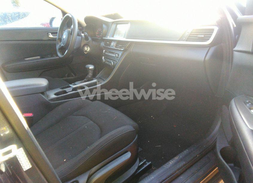 Photo 5 of 2020 Kia Optima LX (VIN 5XXGT4L30LG422324)