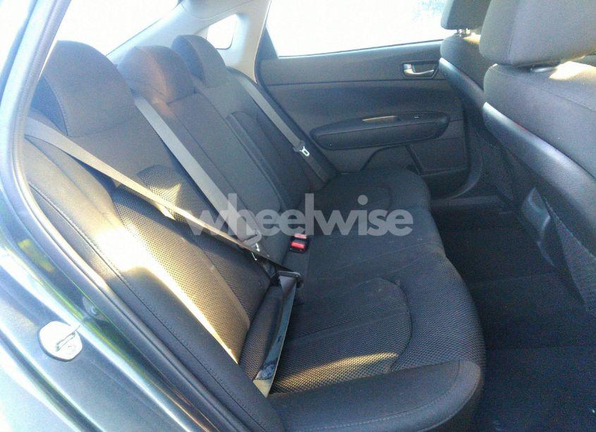 Photo 8 of 2020 Kia Optima LX (VIN 5XXGT4L30LG422324)