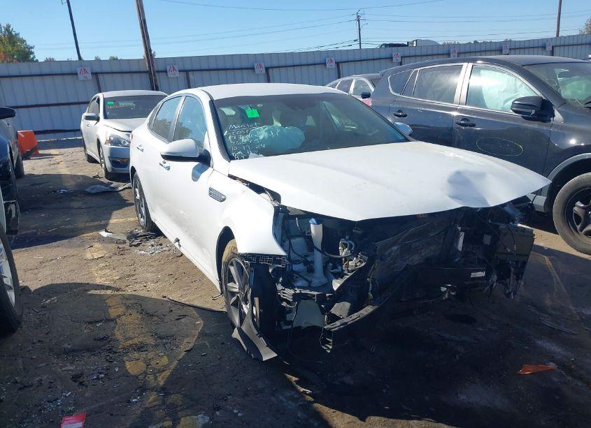 2020 Kia Optima LX (VIN 5XXGT4L30LG434280) main photo