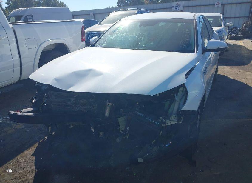 Photo 12 of 2020 Kia Optima LX (VIN 5XXGT4L30LG434280)