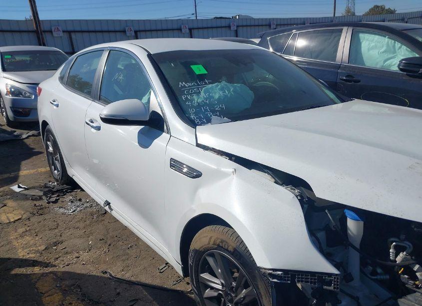 Photo 13 of 2020 Kia Optima LX (VIN 5XXGT4L30LG434280)