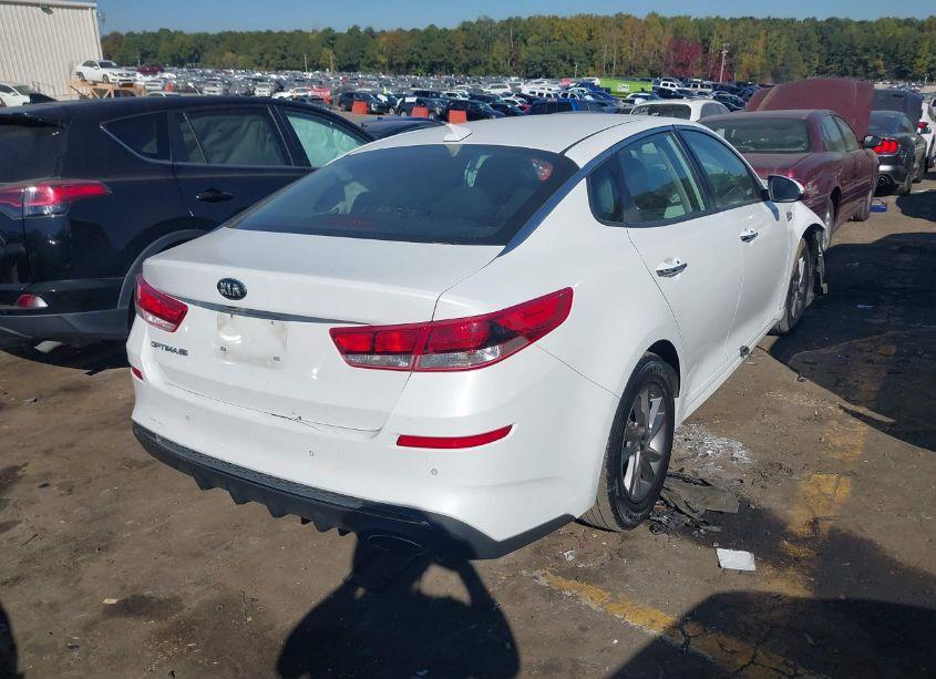 Photo 4 of 2020 Kia Optima LX (VIN 5XXGT4L30LG434280)