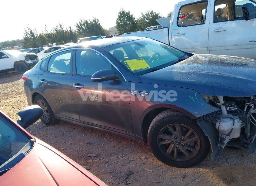 Photo 13 of 2020 Kia Optima LX (VIN 5XXGT4L30LG436580)