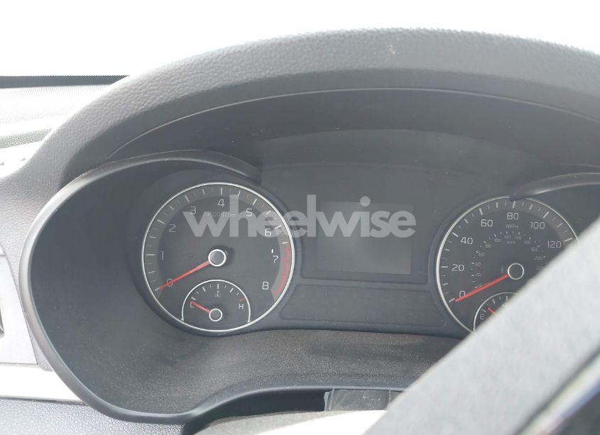 Photo 16 of 2020 Kia Optima SE (VIN 5XXGT4L30LG440788)