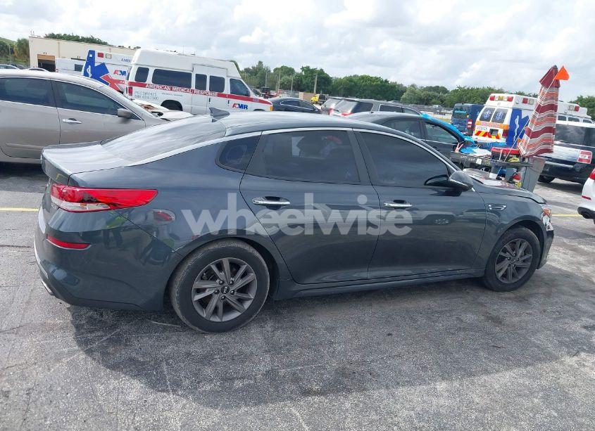 Photo 13 of 2020 Kia Optima LX (VIN 5XXGT4L30LG443755)