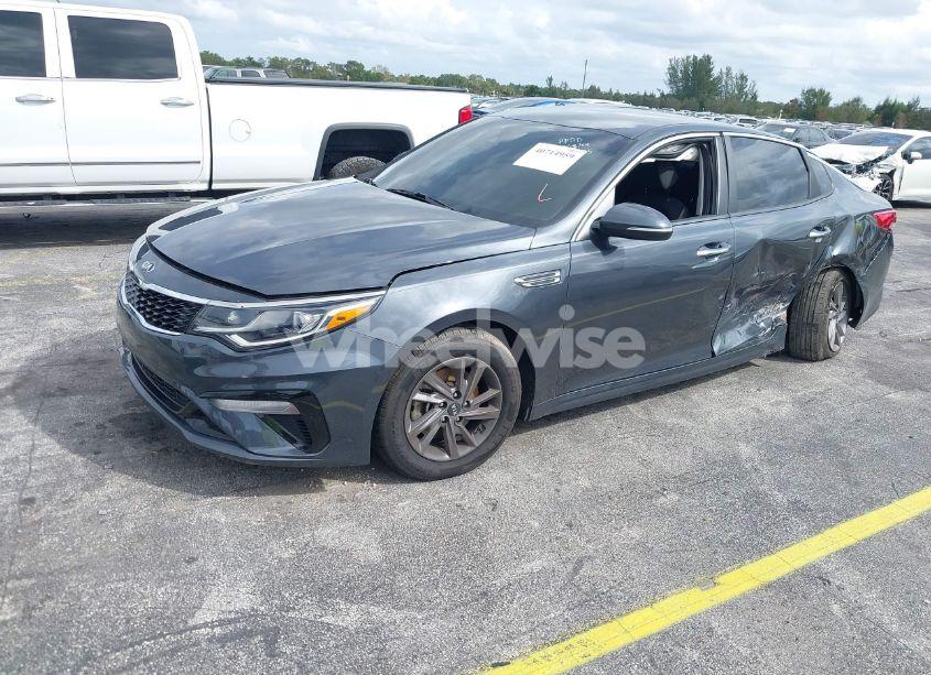 Photo 2 of 2020 Kia Optima LX (VIN 5XXGT4L30LG443755)